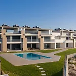 Vale Nature - By Sch - H * Nazare