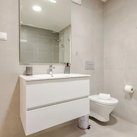 Vale Nature - By Sch - H