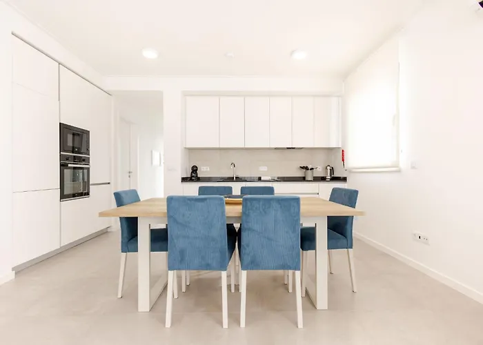 Vale Nature - By Sch - H